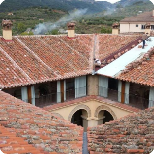 Restauración de edificios históricos y patrimoniales para conservar su valor.